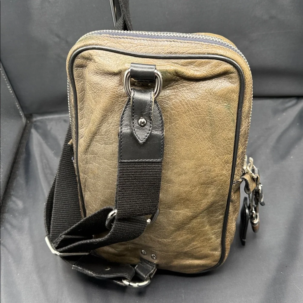 Chloe vintage distressed olive green & black Leather Crossbody Bag